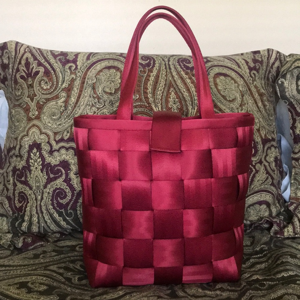 Harvey’s Medium Tote